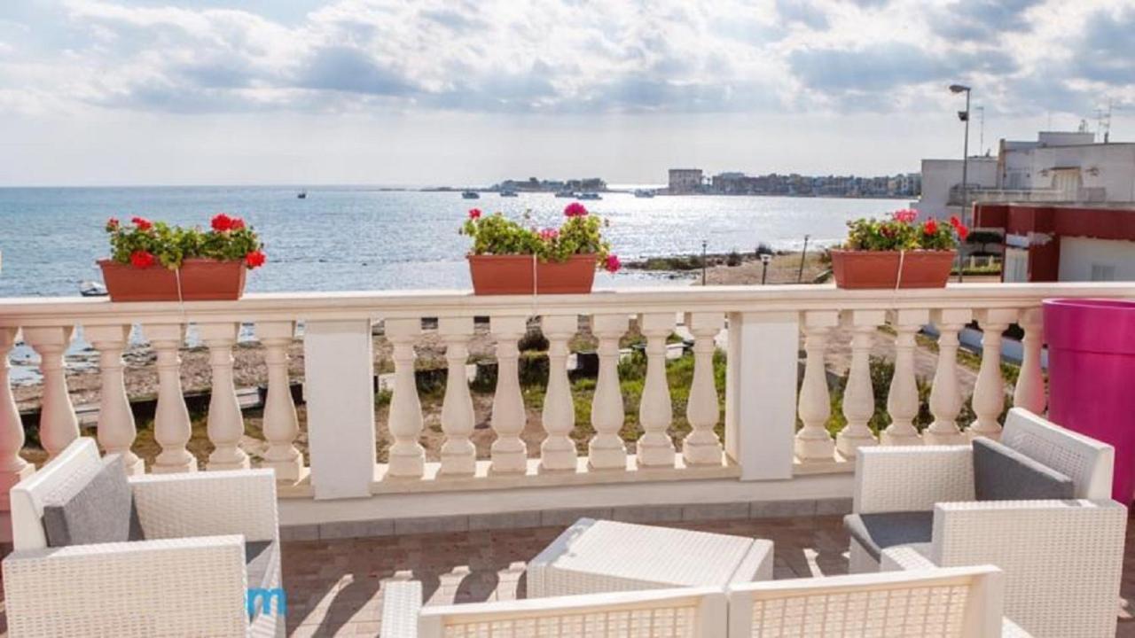 Bed and Breakfast Estasi Sul Mare Порто-Чезарео Екстер'єр фото
