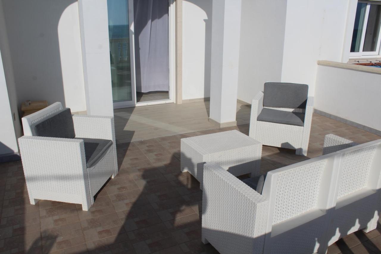 Bed and Breakfast Estasi Sul Mare Порто-Чезарео Екстер'єр фото